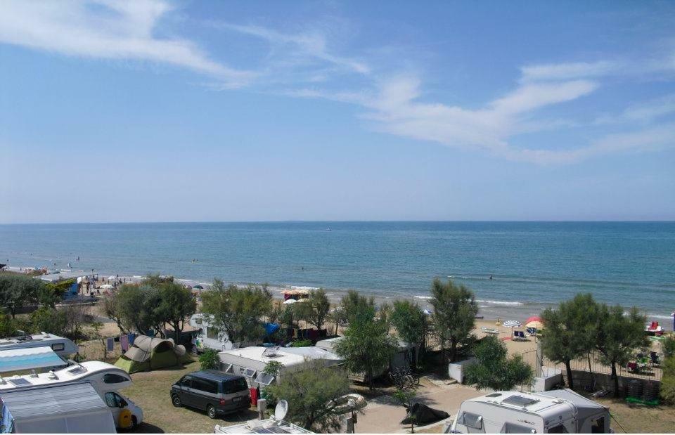 Centro Turistico La Perla Del Gargano Hotel Foce Varano Exterior foto